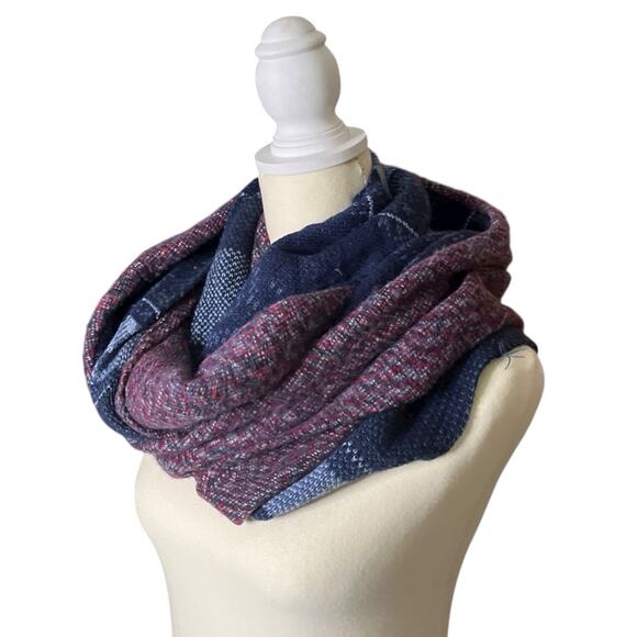 Eddie Bauer Multi Pattern Knit Winter Infinity Scarf Designer Multi Way OSFM - Picture 1 of 6